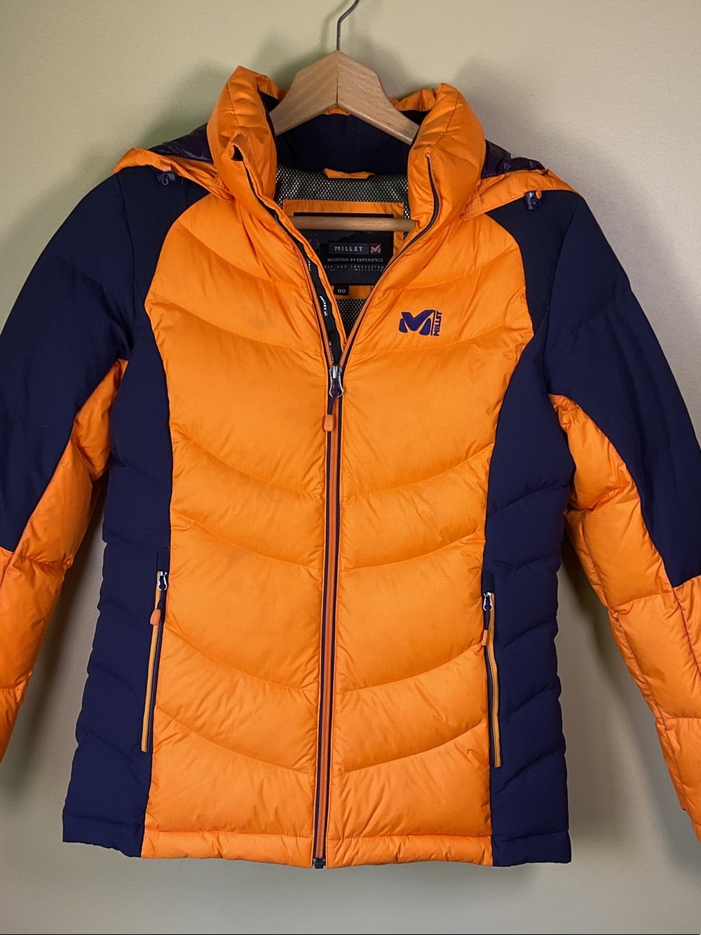Millet Down Orange & Navy Chevron Puffer Hooded Jacket Size  90/XS